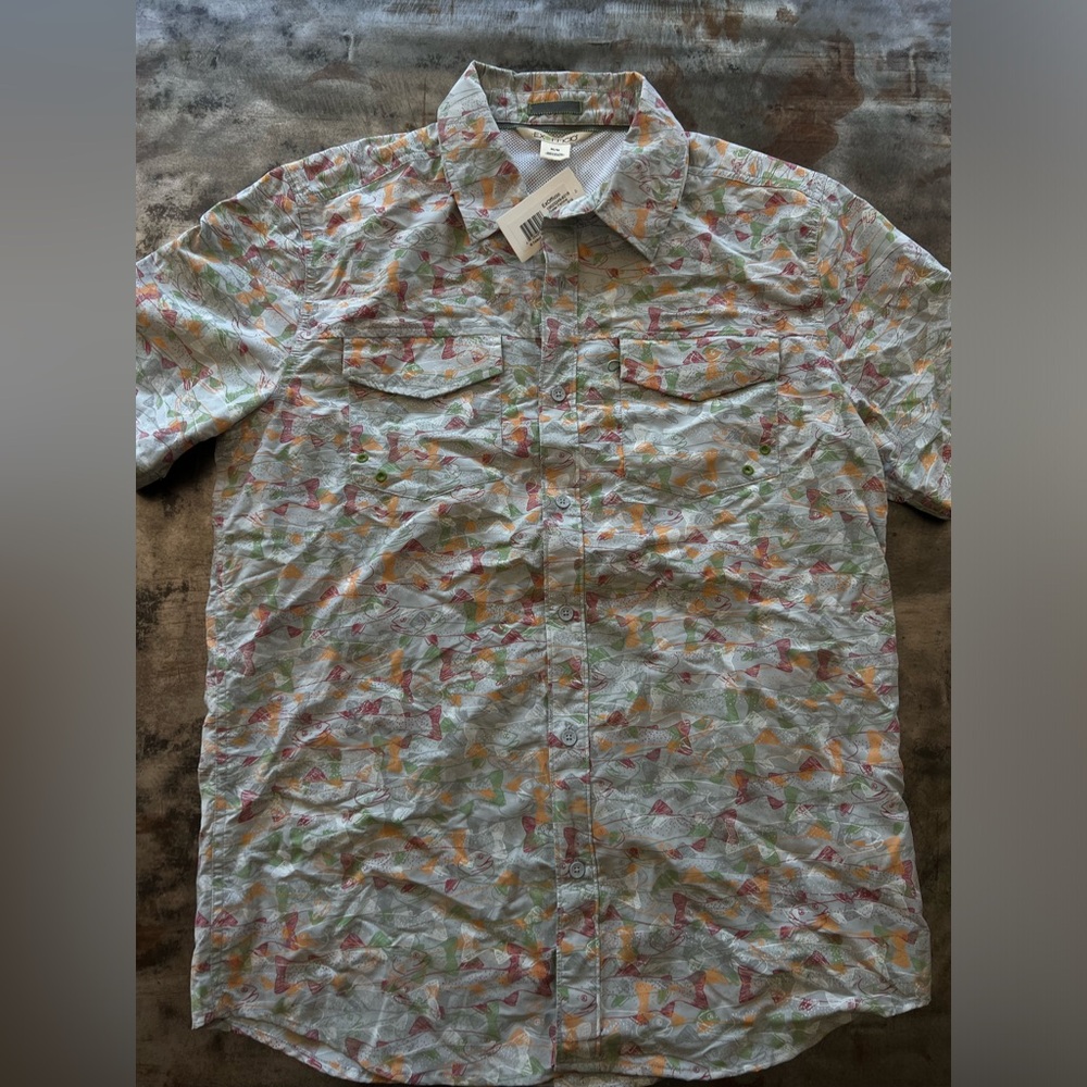 Exofficio Fish Novelty Print Outdoors Lightweight Buttonup Size med short sleeve